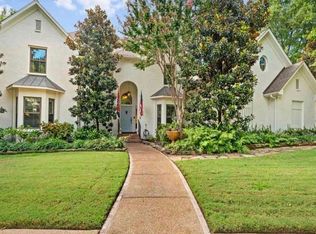 1337 Fairway Forest Dr E, Cordova, TN 38016
