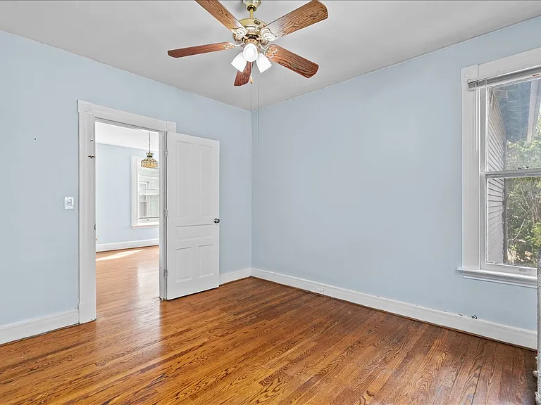 171-173 Norton St #2 — Photo 15
