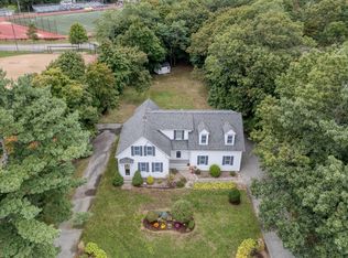 302 Pleasant St, Weymouth, MA 02190