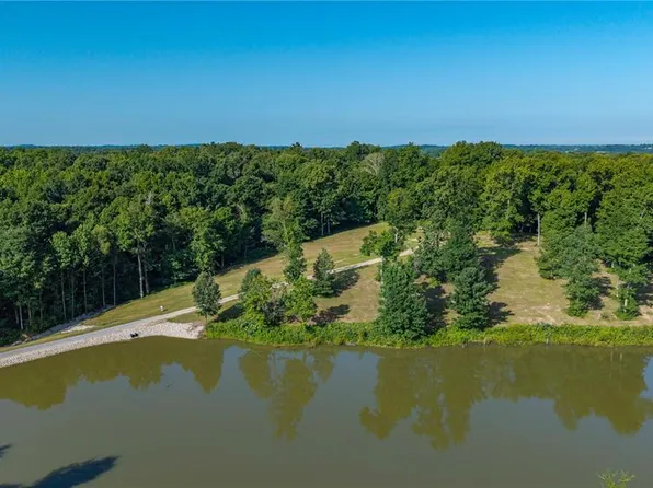 211 Wagon Wheel Dr, Jackson, MO 63755