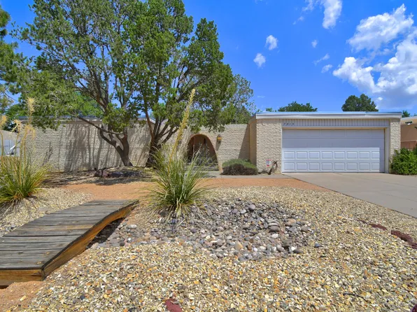 7813 Hermanson Pl NE, Albuquerque, NM 87110