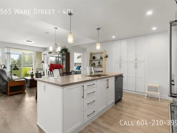 2565 Ware St #404, Abbotsford, BC V2S 0J5