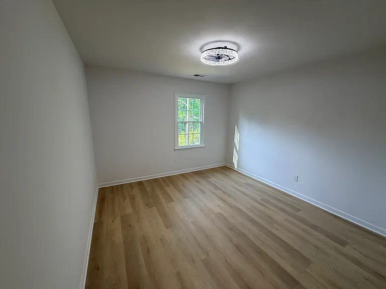 1376 Mill Brook Cir — Photo 21