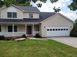 1405 Karr Ln, Blacksburg, VA 24060
