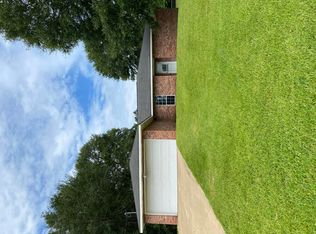 1408 S 11th St, Leesville, LA 71446