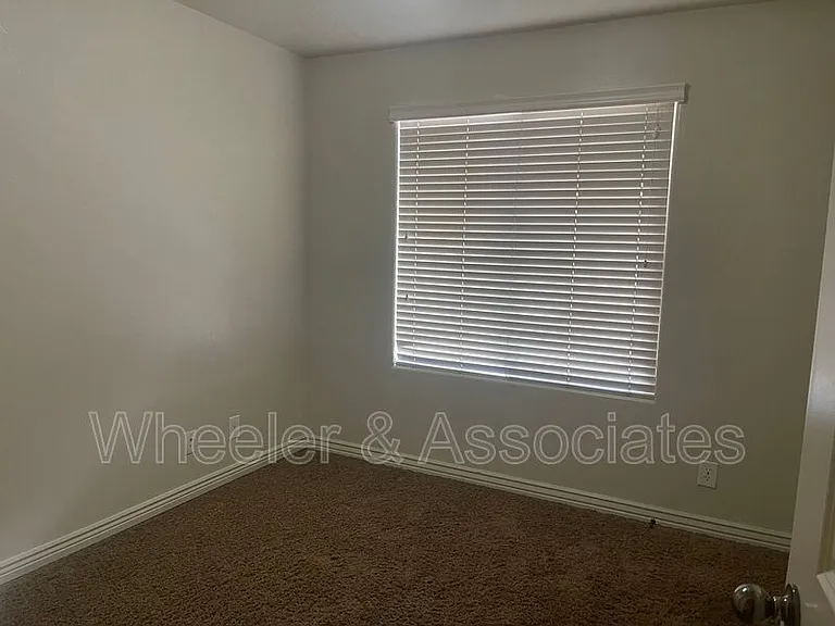 378 S 2150 W #202 — Photo 18