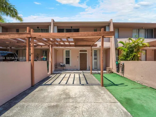 14145 Kendale Lakes Cir, Miami, FL 33183