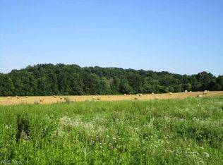 Dover Zoar Rd NE, Bolivar, OH 44612