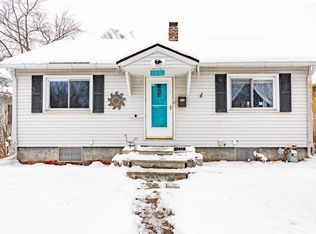 1232 Maple Row, Elkhart, IN 46514