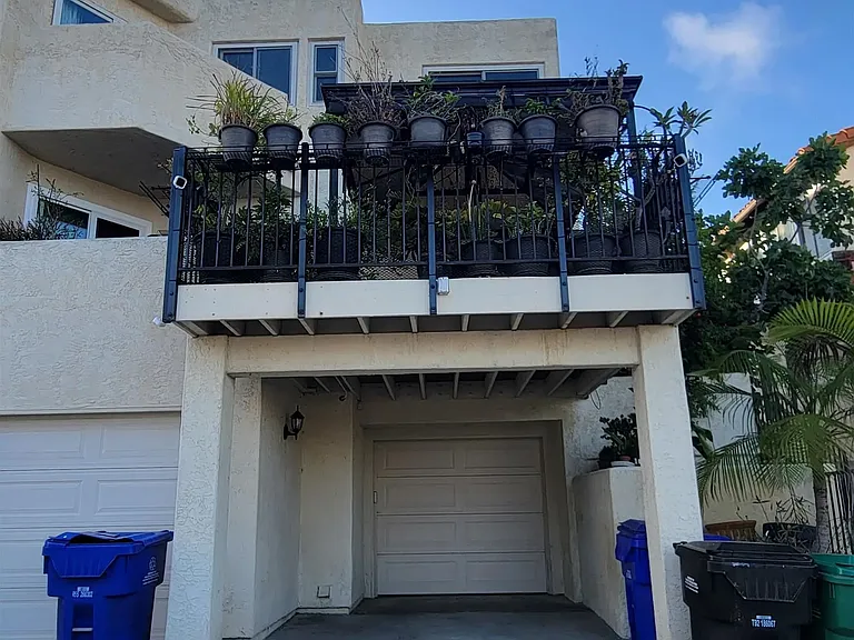 1957 Diamond St — Photo 19