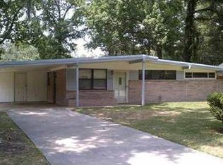 312 Willow Rd, Savannah, GA 31419