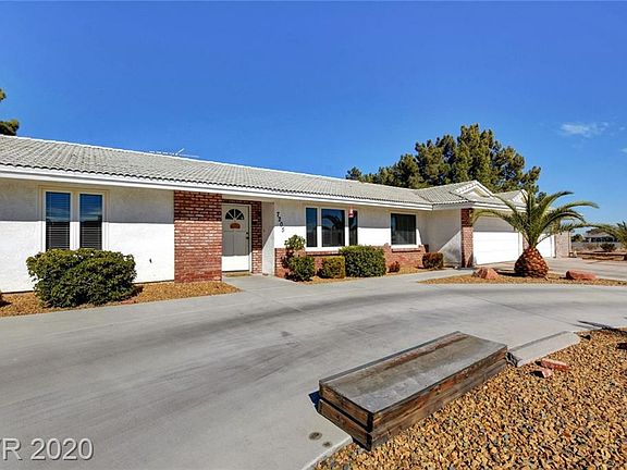 3rd image of 7205 Ullom Dr