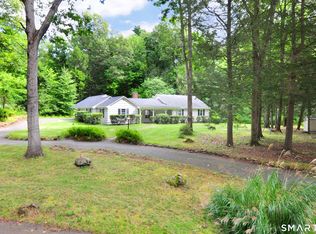 6 Raymond Rd, Avon, CT 06001
