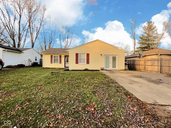 152 Schaefer Dr, Hope, IN 47246