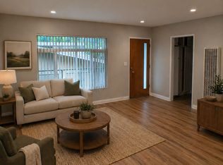 420 W Sierra Madre Blvd #O, Sierra Madre, CA 91024