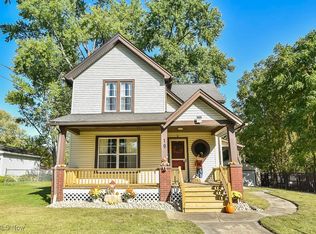 19 N Pleasant Ave, Niles, OH 44446