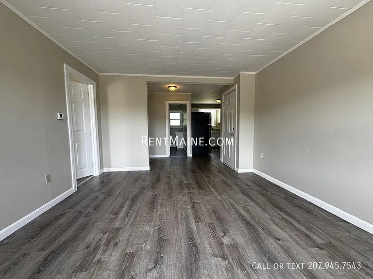 114 Riverside Dr #2 — Photo 5