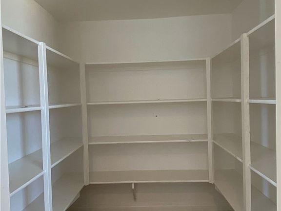 4th image of 42248 Corvallis Pl