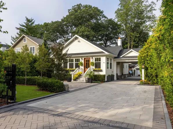 433 Allan St, Oakville, ON L6J 3R1