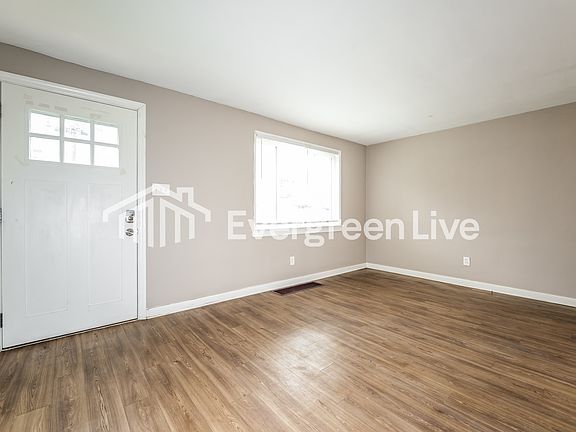 2nd image of 700 Beulah Rd