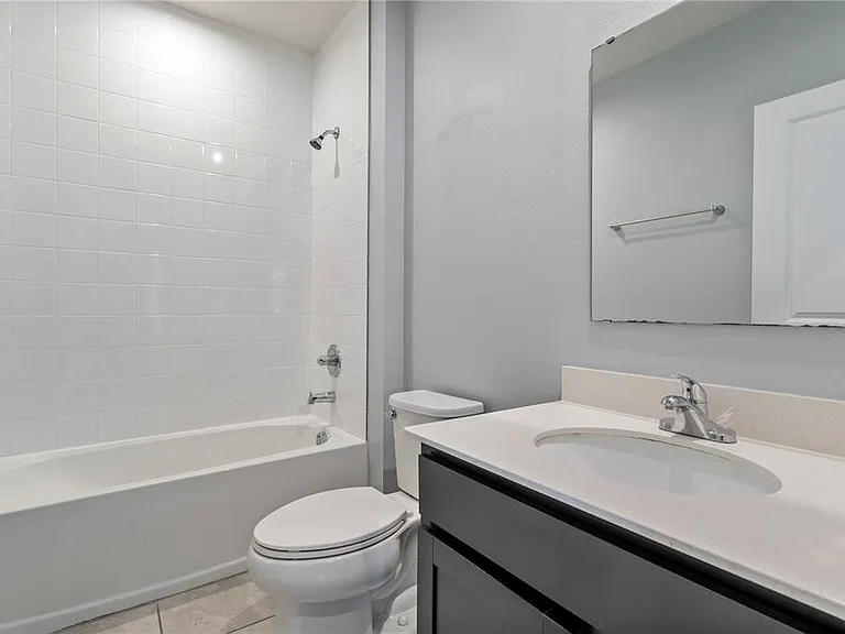 1582 Finnigan Cir — Photo 23