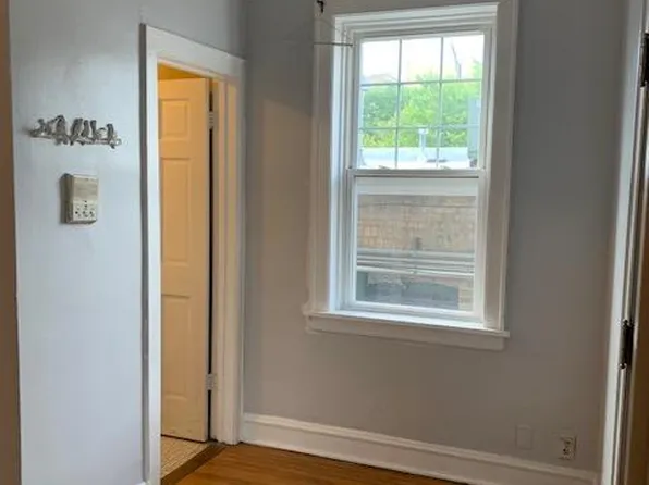 4353 N Paulina St APT 1A, Chicago, IL 60613