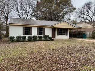 8241 Ashbrook Dr, Southaven, MS 38671