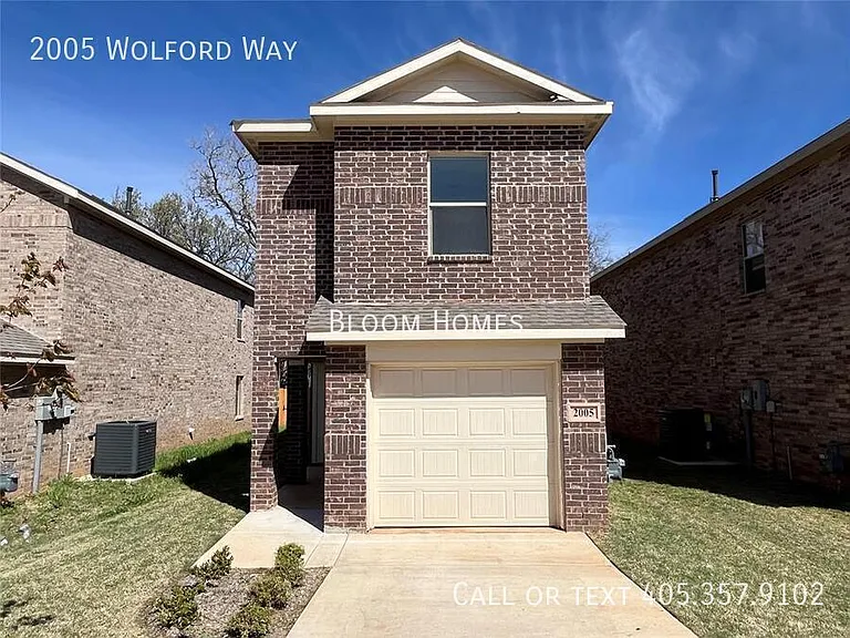 2005 Wolford Way — Photo 1