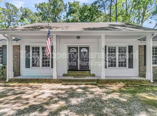 109 Runnymede Ln, Summerville, SC 29485