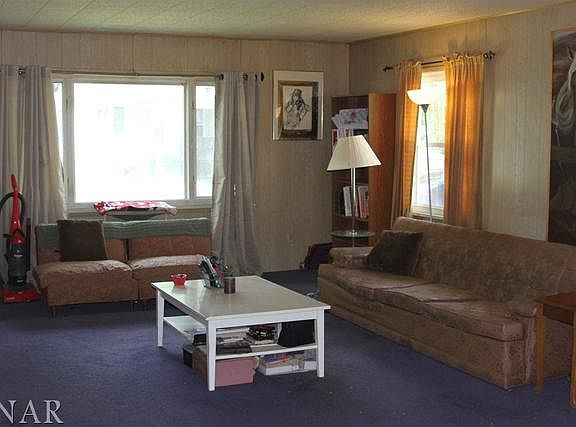 3rd image of 1213 N Roosevelt Ave