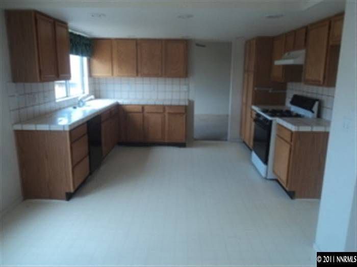 2nd image of 8487 Piper Pl