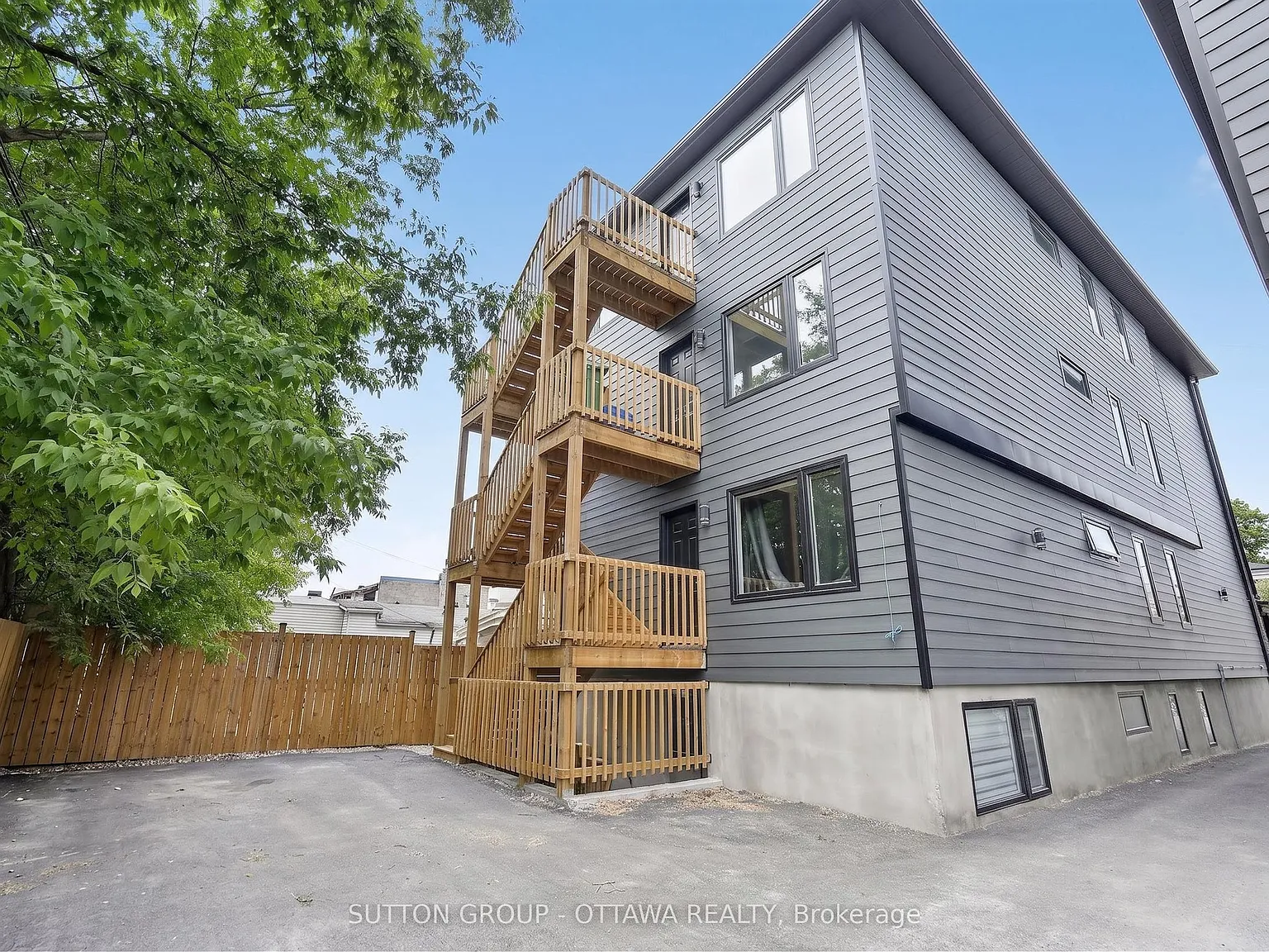 3 bed, $2,700 — Photo 3