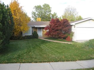 3658 S Laurelcrest St, Salt Lake City, UT 84109