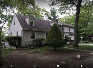 27 Western Ave, Wakefield, MA 01880