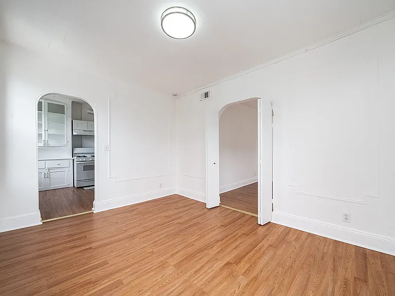 601 Willow Ave #4F — Photo 10