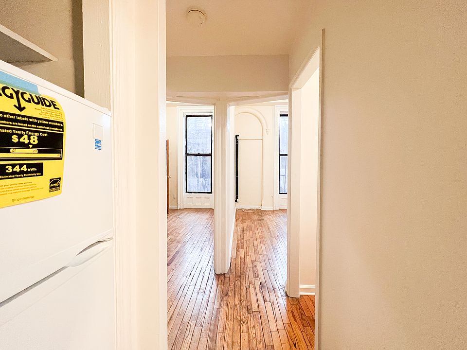 1st image of 548 Franklin Ave APT 4