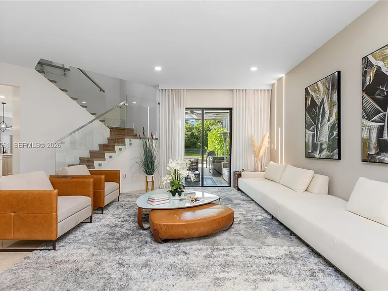 9529 Eden Roc Ct — Photo 39