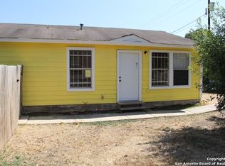 603 J St APT 1, San Antonio, TX 78220