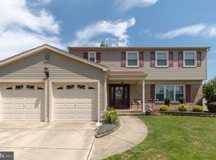 8 Nottingham Rd, Marlton, NJ 08053