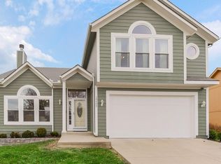 19002 W 160th St, Olathe, KS 66061