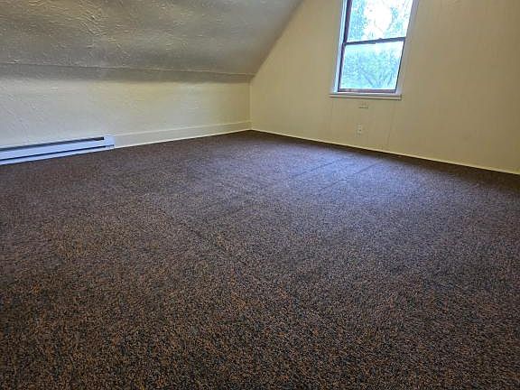 3rd image of 427 S Washington St APT 3