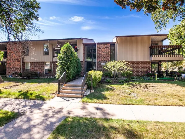 8117 West Manitoba STREET #12, West Allis, WI 53219