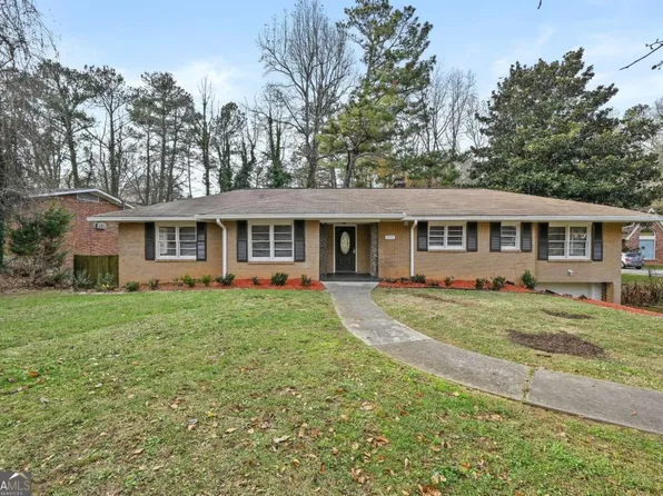 830 Venetta Pl NW, Atlanta, GA 30318