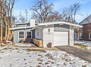 537 County Line Rd, Highland Park, IL 60035