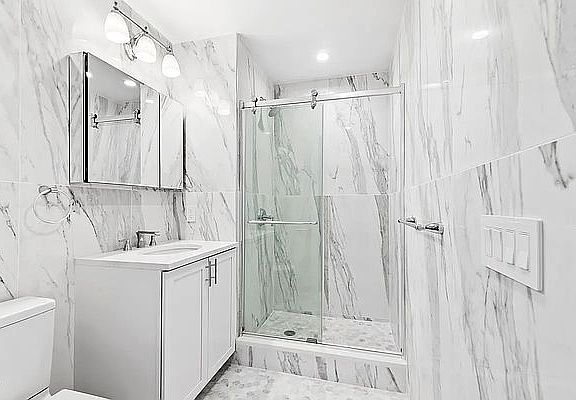 5th image of 915 W End Ave Penthouse 1