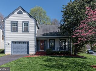 8326 Tea Rose Dr, Gaithersburg, MD 20879