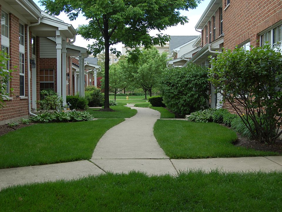 2nd image of 2 Donald Ct