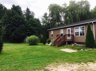 1007 N Skinkle Rd, East Jordan, MI 49727