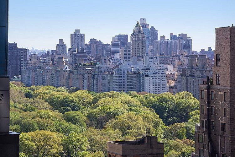 1st image of 146 W 57th St APT 35C