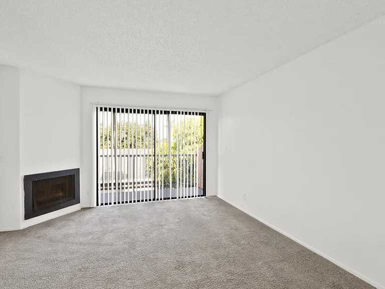 2315 Earl Avenue — Photo 23